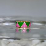 Folk RingREGINA CAMELIAOro giallo gr. 10ENAMELEuro 790.00