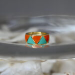 Folk Regina GazaniaSilver plated yellow gold gr. 10Enamel Euro 550,00CF-C26Prodotto 180,00 +ivaAstuccio 6,52 +ivaWholesale 447,15Spedizione 20.00Margine 102,77Tot 569,92Vendita 570,00