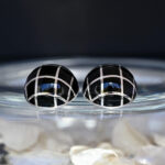 ABSIDE EARRINGS Gold gr 0,3Silver gr 24Yellow diamonds 0.11Enamel Euro 1900,00