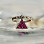 PRISMA RING IN REDYellow gold 9kt gr 1,87Ruby Ct 0,36Euro 1.160,00