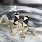 REGINA PEONIA EARRINGS Yellow gold 9kt gr 12,65Black diamonds Ct 0,86Enamel Euro 3.400,00